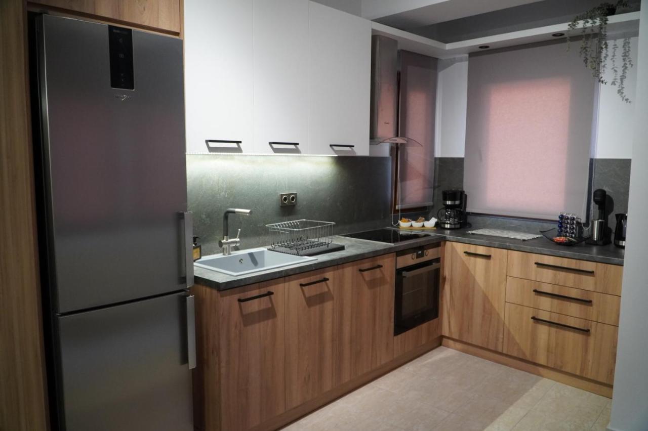 Modern Apartment In Οld Τown Thessaloniki Exterior photo